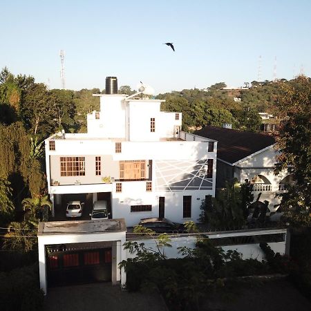 Bed and breakfast Arusha Royal Extérieur photo