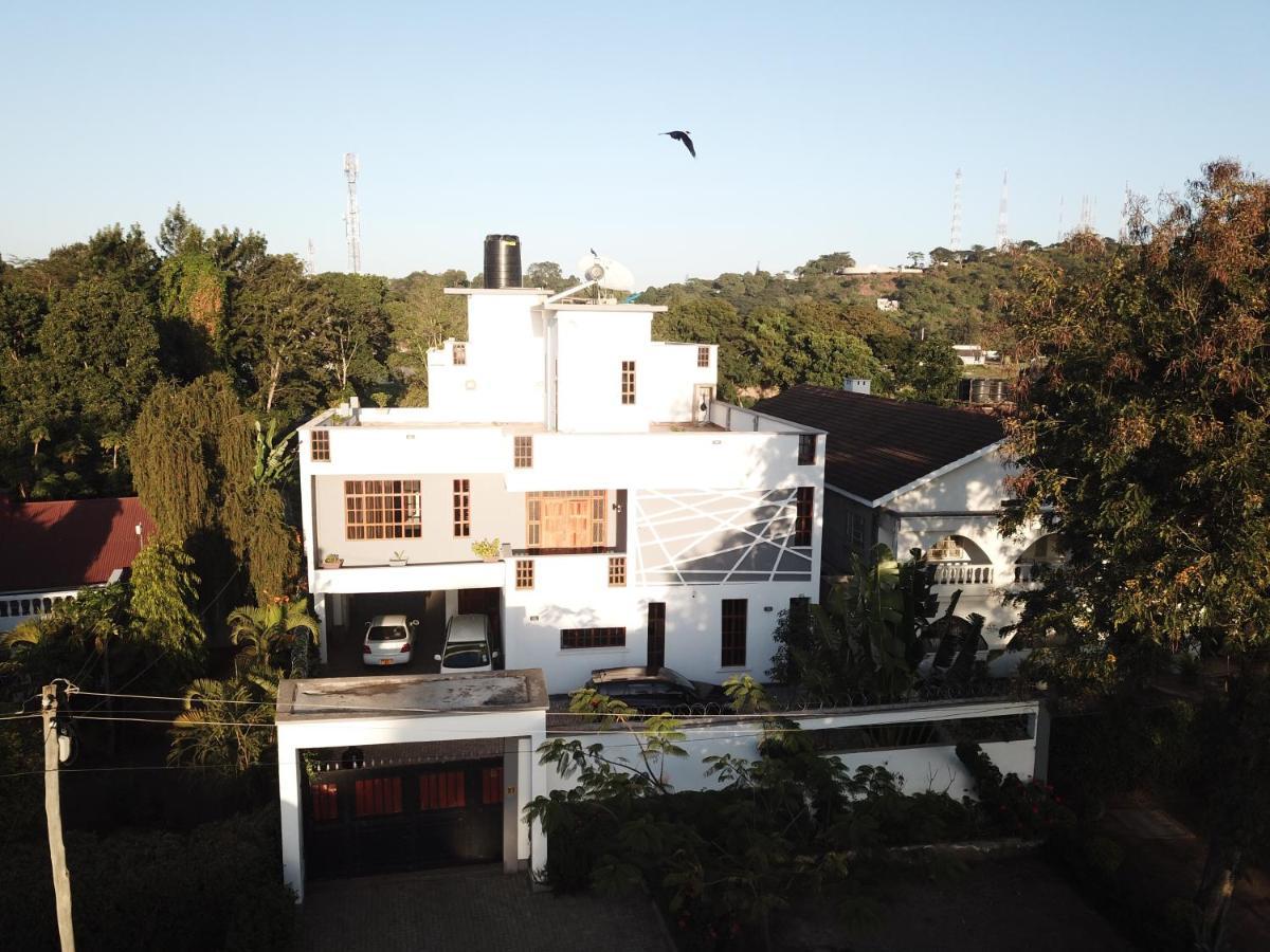 Bed and breakfast Arusha Royal Extérieur photo