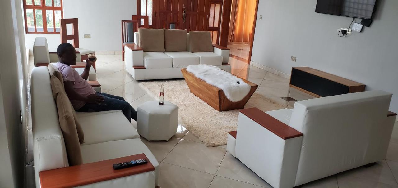 Bed and breakfast Arusha Royal Extérieur photo