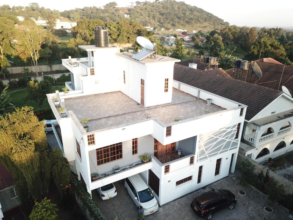 Bed and breakfast Arusha Royal Extérieur photo
