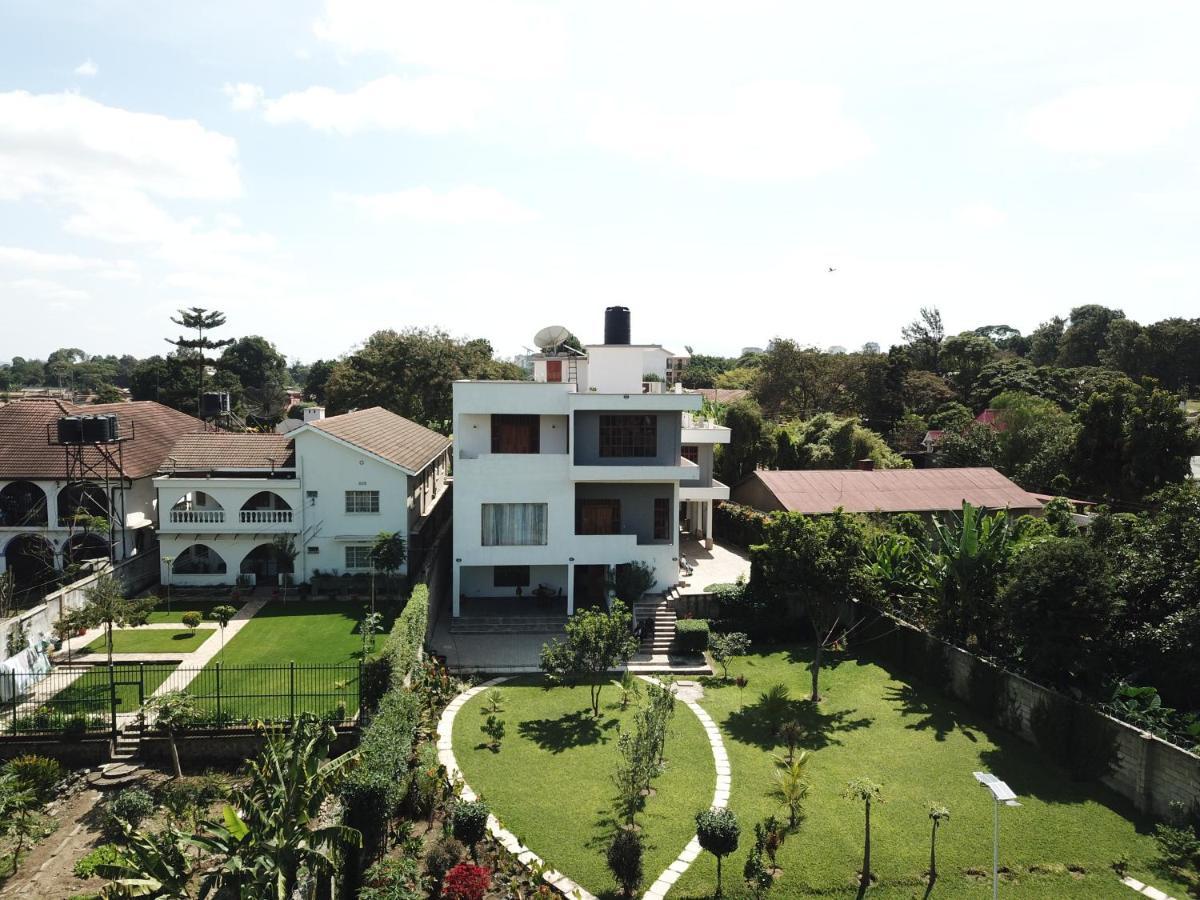 Bed and breakfast Arusha Royal Extérieur photo